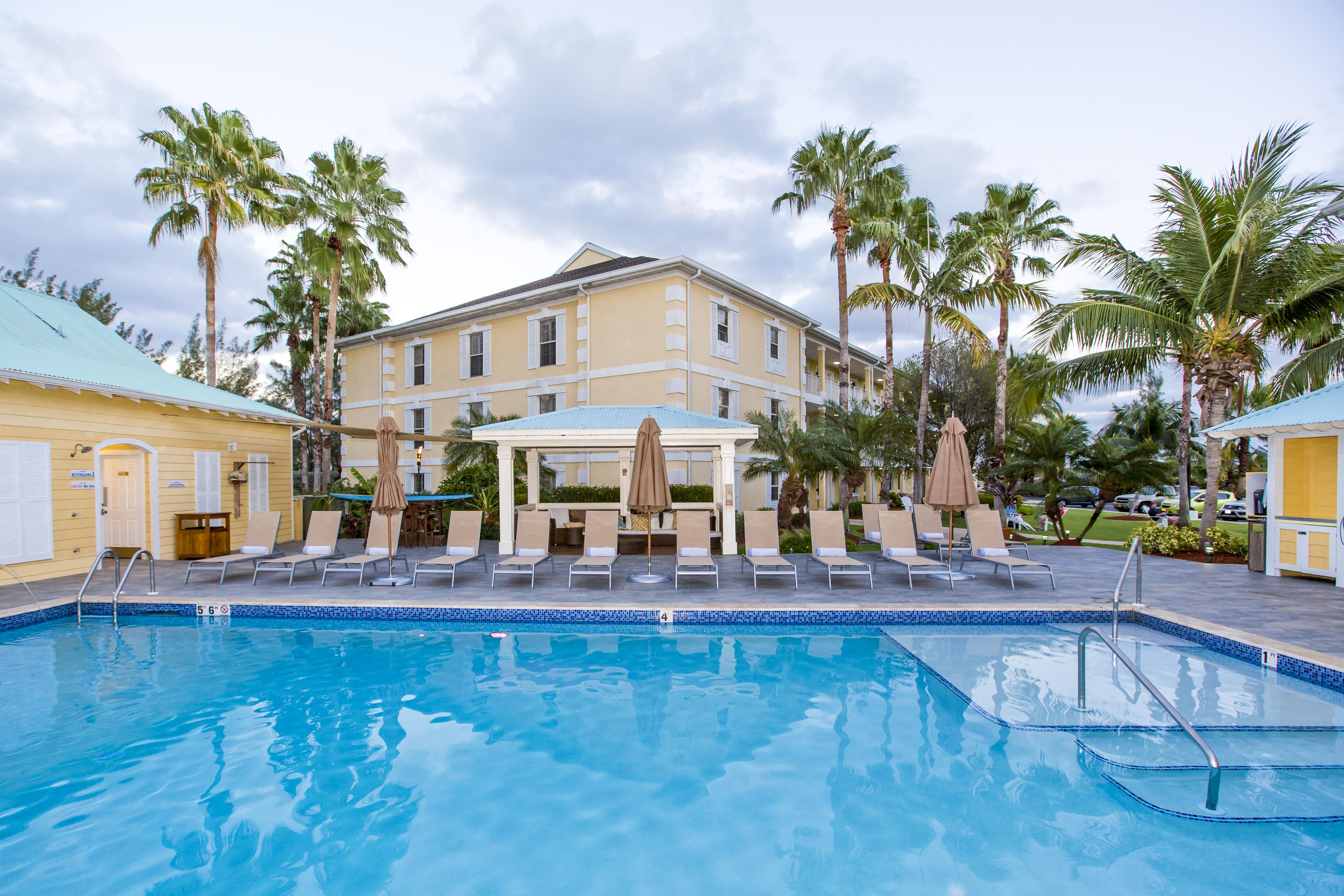 Sunshine Suites Resort West Bay Ngoại thất bức ảnh