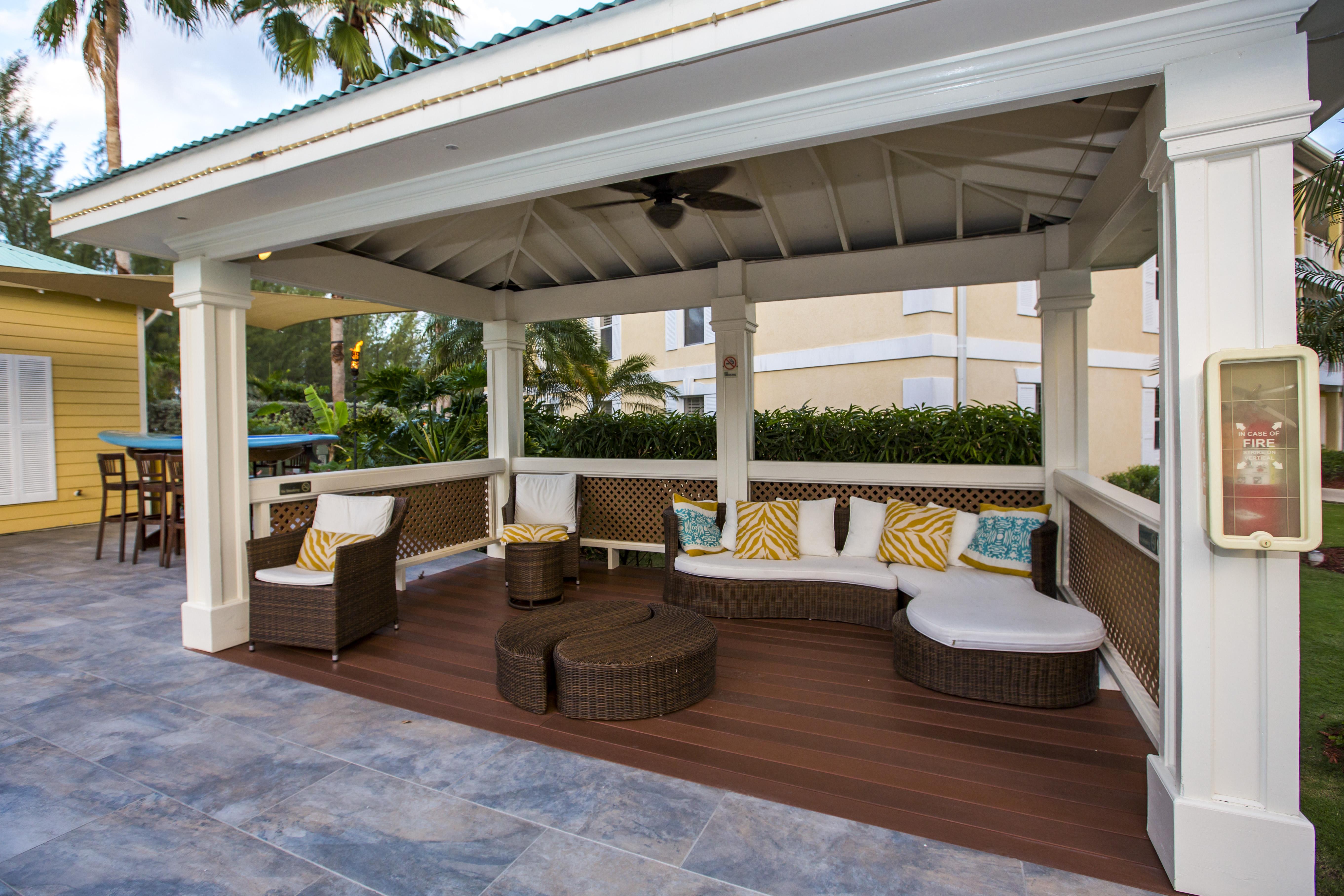 Sunshine Suites Resort West Bay Ngoại thất bức ảnh